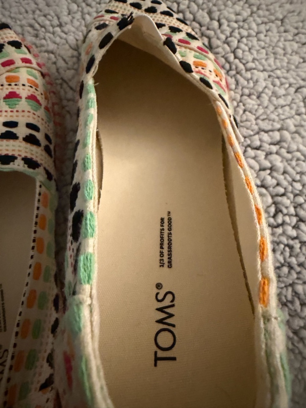 Toms Cream Espadrille Slip-On with Multicolor Embroidered Pattern - Picture 5 of 8